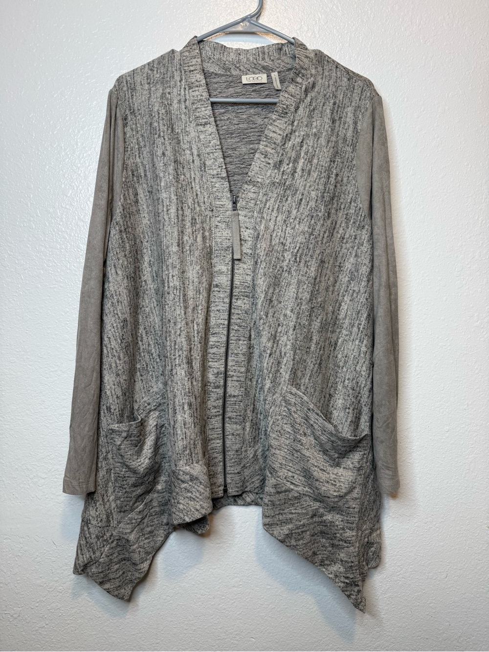 LOGO By Lori Goldstein Full Zip Cardigan Faux Suede Sleeves Shark Bite Size L